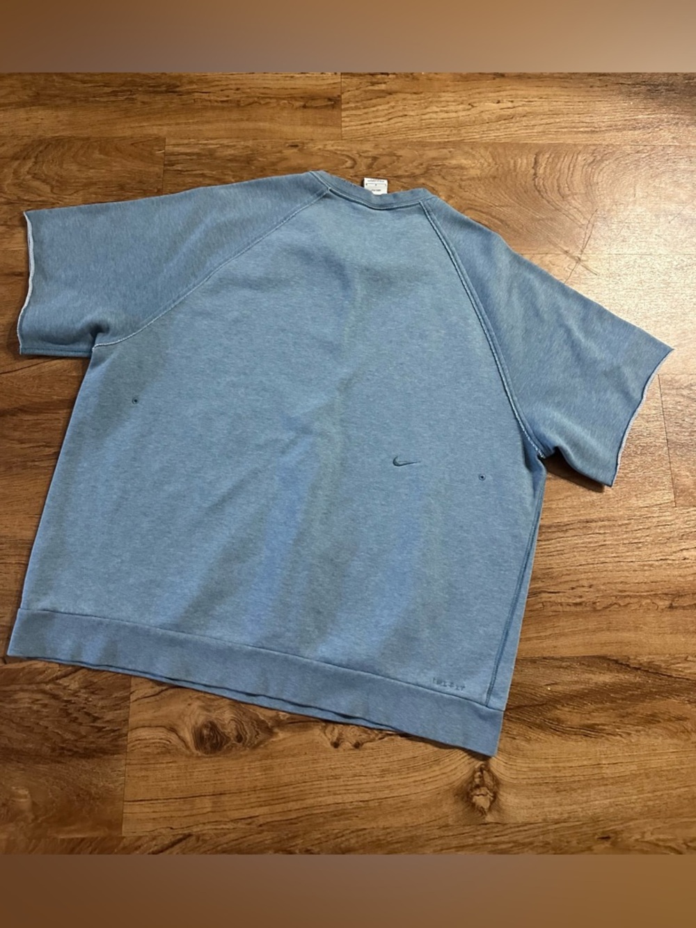 Nike Heritage Men's Dri-FIT Short-Sleeve Fleece Fitness Top - Picture 9 of 10